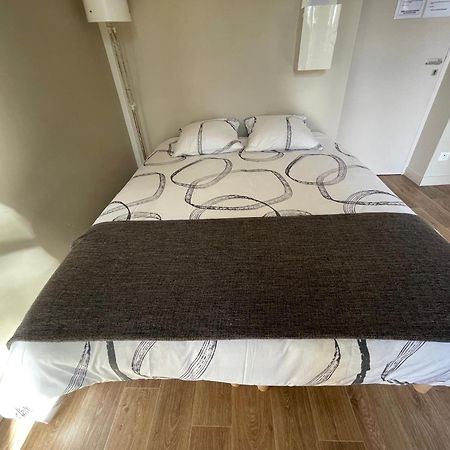 Appartment Les Suites Du Parc Besançon Rum bild