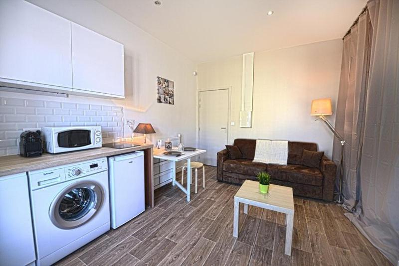 Appartment Les Suites Du Parc Besançon Rum bild