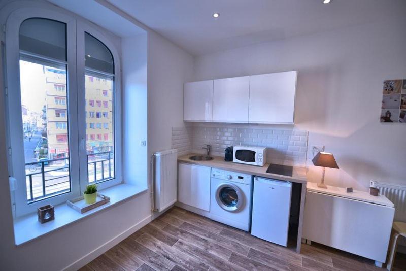 Appartment Les Suites Du Parc Besançon Rum bild