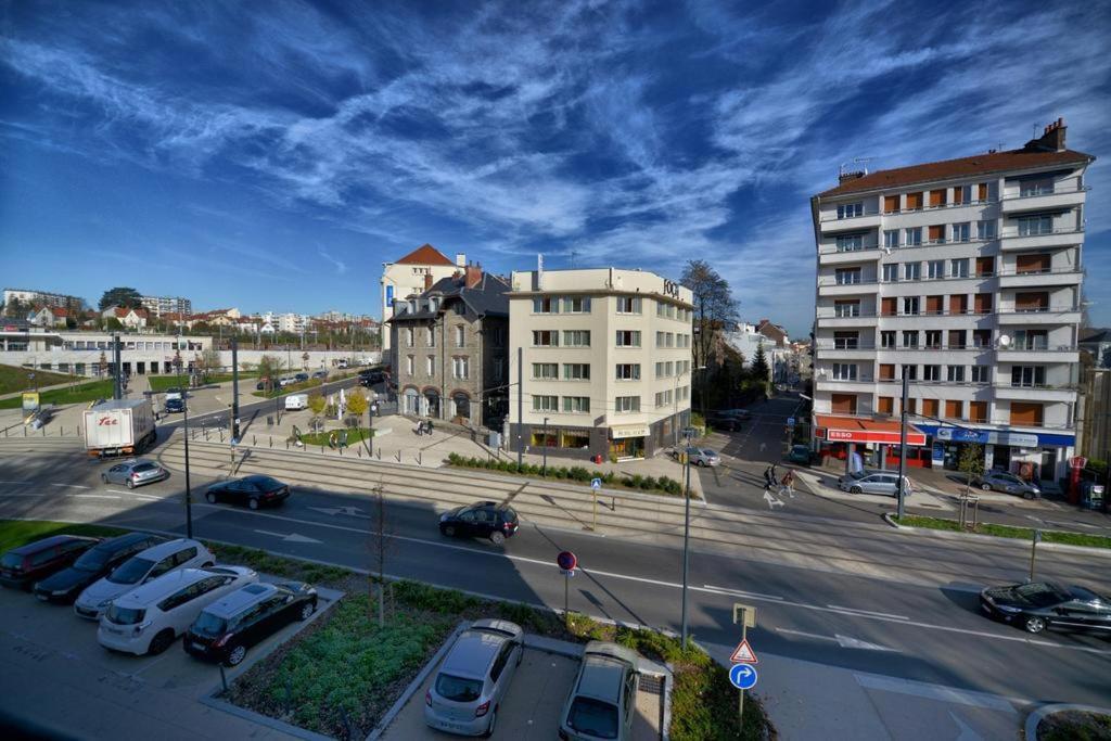 Appartment Les Suites Du Parc Besançon Exteriör bild
