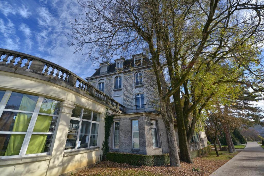 Appartment Les Suites Du Parc Besançon Exteriör bild